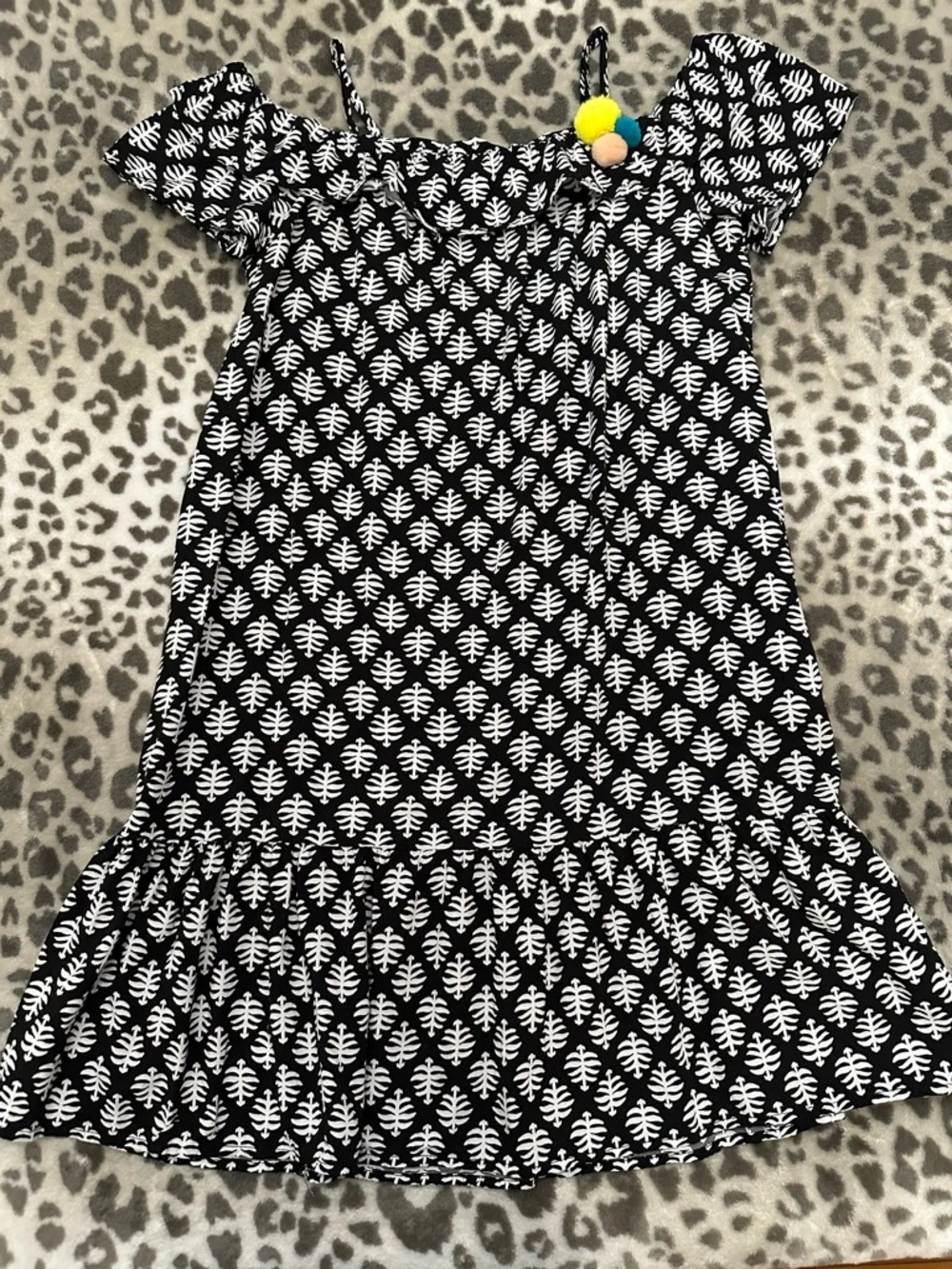 Old Navy Rayon Cold Shoulder Dress in Black & White Print Size XL 14 Girls